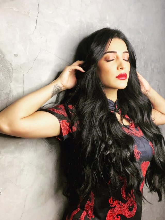 40 के करीब पहुंचीं एक्ट्रेस, शादी के नाम से लगता है डर, बोलीं- अकेले जीना सीख रही हूं