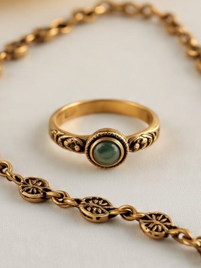 चंद्रमा की तरह चमक उठेगी तकदीर, बस इस उंगली में धारण कर लें चांदी की रिंग