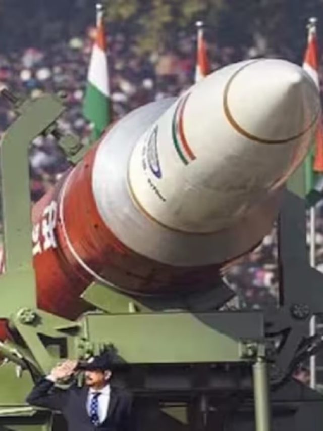 पहले 950% की रैली... फिर 2 टुकड़ों में बंटा ये डिफेंस शेयर, अब काट रहा गदर!