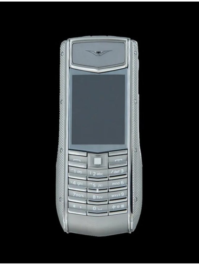 iPhone से भी 20 गुना ज्यादा महंगा फोन चलाते हैं पुष्पा फिल्म के एक्टर, इसमें है 2G सपोर्ट