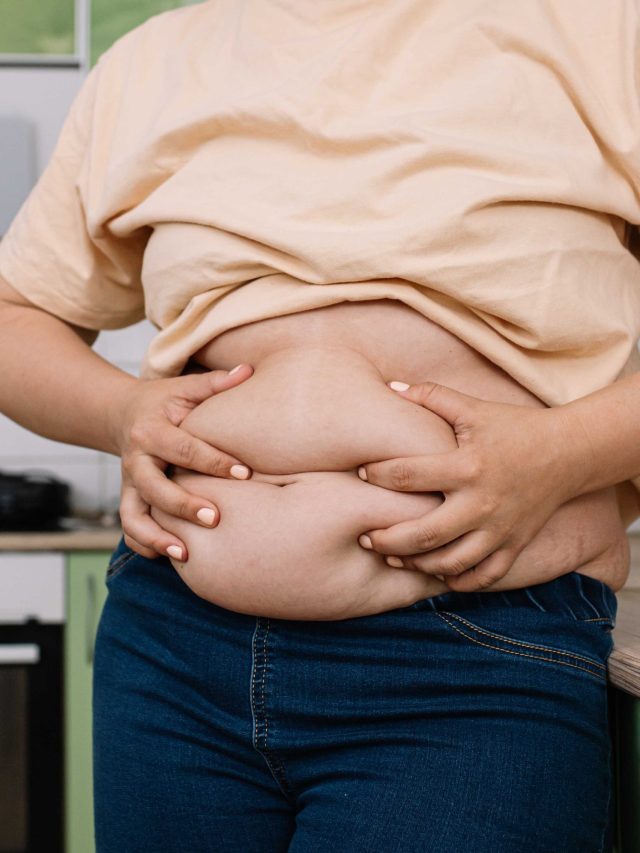 36 पार कर गया है कमर का साइज तो रोज खाएं ये 3 हेल्दी चीजें, बेली फैट होने लगेगा कम