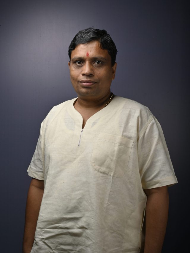 गर्मियों में कैसे रखें आंखों का ख्याल, आचार्य बालकृष्ण ने शेयर किए जरूरी टिप्स