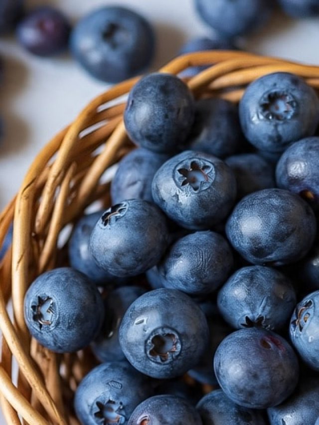 Low Calorie Fruit है ये नीला फल... स्किन, दिल और डायबिटीज सभी के लिए वरदान