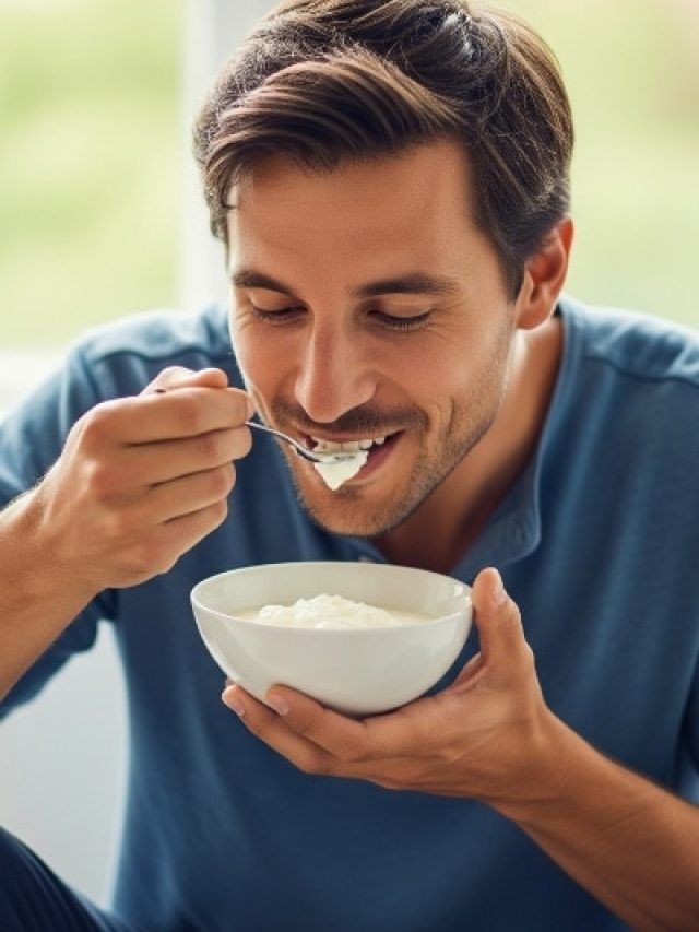 दही को ऐसे खाना है नुकसानदेह! रोजाना खाने में कभी ना करें ये गंभीर गलतियां