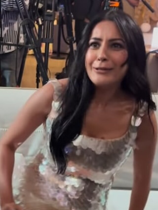 एक्ट्रेस संभाल रही थी ड्रेस, हुई Oops मोमेंट का शिकार, पैप्स के कैमरे में कैद वीडियो