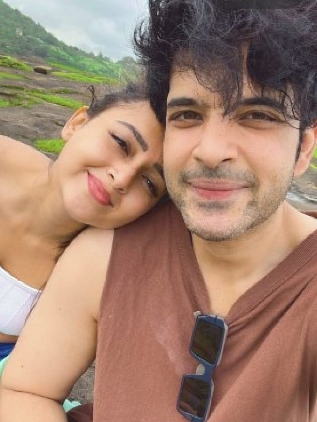 8 साल बड़े BF की बांहों में करोड़पति एक्ट्रेस, वेकेशन पर हुई रोमांटिक, कब करेगी शादी?