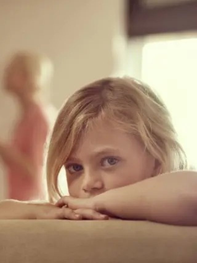 বেশিরভাগ মা-বাবার এই  ভুলেই, সন্তানের ভবিষ্যৎ নষ্ট হয়