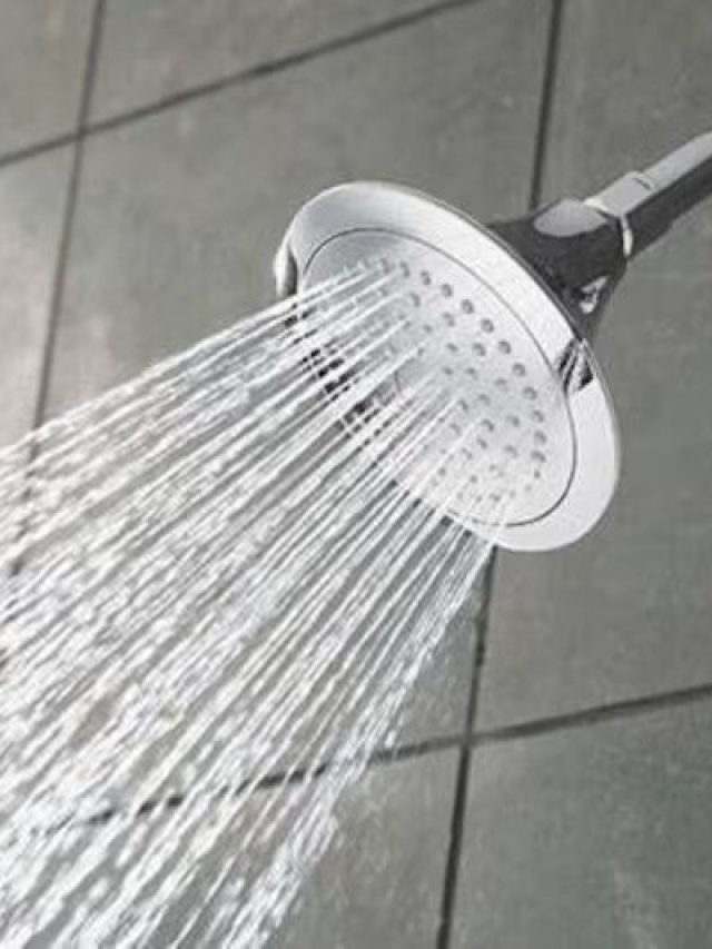 স্নানের জলে ফেলুন এই মশলা, ঘুরবে ভাগ্যের চাকা