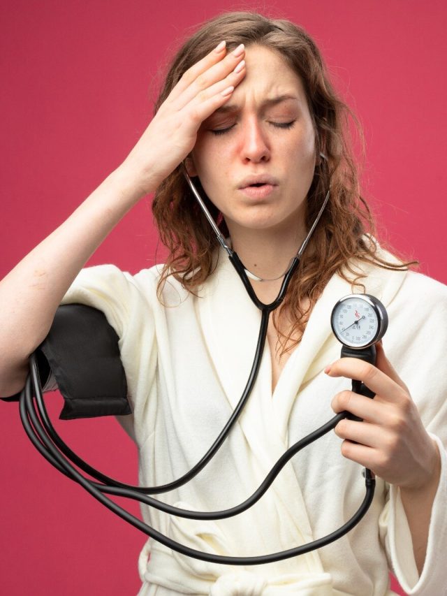 हाई ब्लड प्रेशर का दुश्मन है ये शक्तिशाली ड्राई फ्रूट, खाने से BP हो जाएगा नॉर्मल!