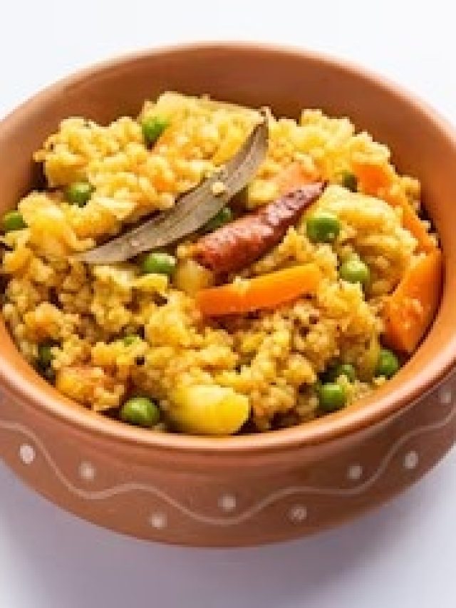 একঘেঁয়ে খিচুড়ি ভাল না লাগলে বদলে বানান এই দুর্দান্ত রেসিপি