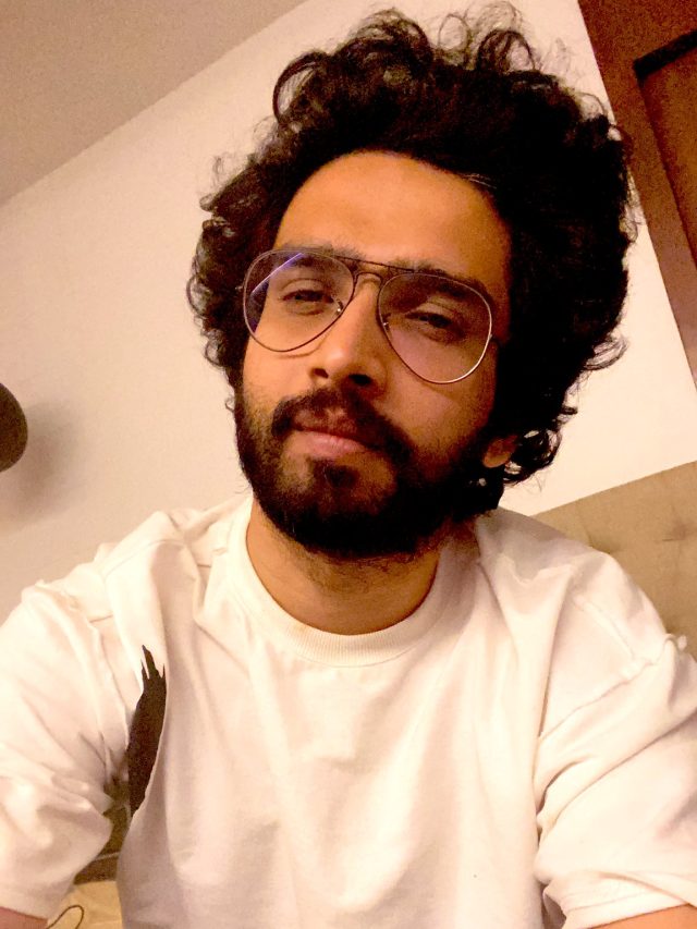 सक्सेस मिलते ही चाचा ने तोड़े रिश्ते-नाते, परिवार में पड़ी फूट! सिंगर बोला- वो भूखे शेर...