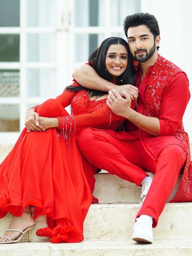 TV की फेमस जोड़ी का चोरी-छिपे चल रहा रोमांस, पेरेंट्स हुए खिलाफ? एक्ट्रेस बोलीं- घर में...