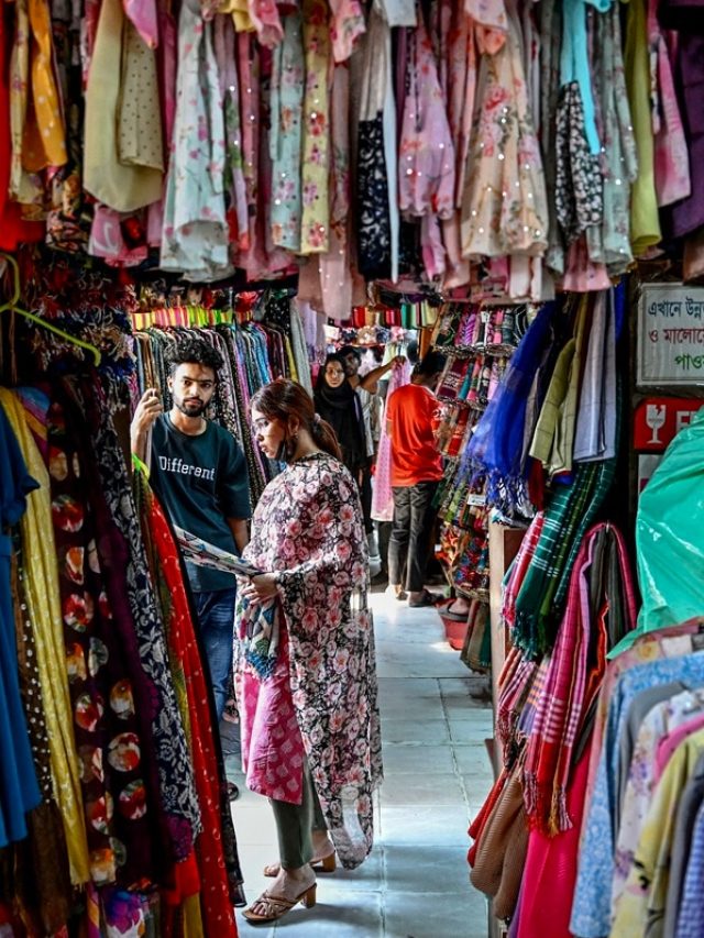 300 रुपये में बिकने वाली टीशर्ट बांग्लादेश में कितने रुपये की मिलती है?