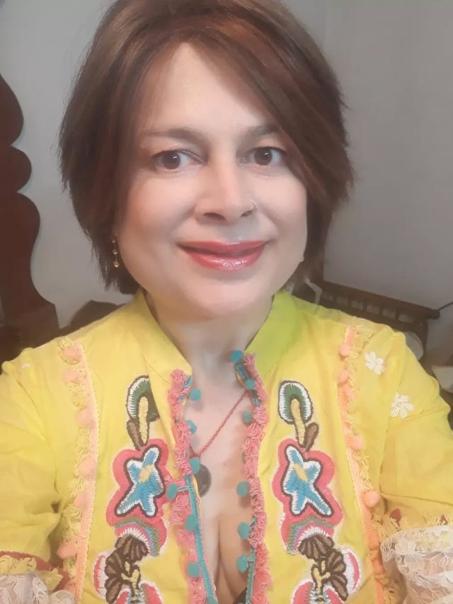 'मैं मां की कातिल', सालों से दर्द में बॉबी-घर छोड़ भागी थीं विदेश, रोते हुए कहा- तिल-तिल मर रही...