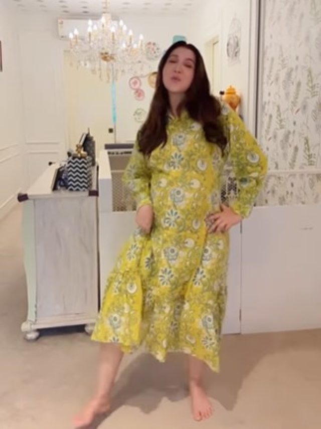 बेबी बंप थामकर नाची एक्ट्रेस, प्रेग्नेंसी में लगाए ठुमके, हुई ट्रोल, लोग बोले- ऐसे हाल में...