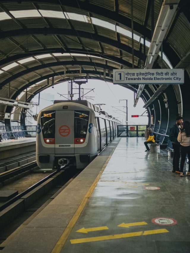 कितने करोड़ का होता दिल्ली मेट्रो का एक कोच?