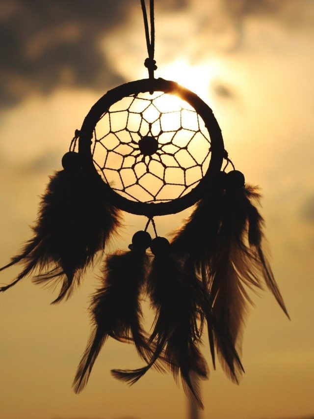 স্বপ্নে প্রিয়জনের মৃত্যু দেখছেন, কীসের ইঙ্গিত?