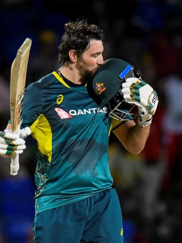 11 छक्के, 37 बॉल पर शतक... इस क्रिकेटर ने मचाई तबाही, बना ऐतिहासिक रिकॉर्ड