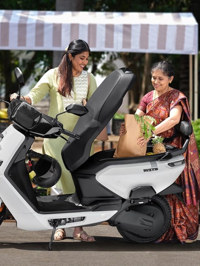हेलमेट, ग्रॉसरी... सब कुछ होगा इसमें फिट! बेस्ट स्टोरेज स्पेस वाले इलेक्ट्रिक स्कूटर्स