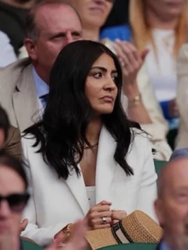 अनुष्का के चेहरे पर उम्र का असर! हुईं ट्रोल मगर फैन्स ने की नेचुरल लुक की तारीफ