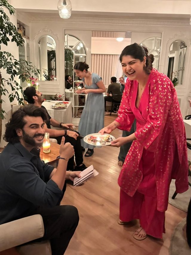 हिट है इंडस्ट्री के इन भाई-बहनों की जोड़ी, पॉपुलैरिटी में देते हैं एक-दूसरे को टक्कर