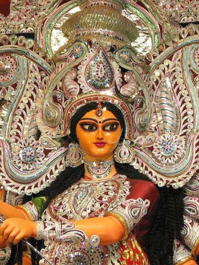 দুর্গাপুজোর ক্যালেন্ডারে চোখ বুলিয়ে নিন, প্ল্যানিং সহজ হবে