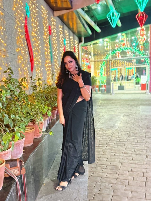 कौन है वो बांग्लादेशी मॉडल? जिसके पास मिला इंडिया का आधार कार्ड