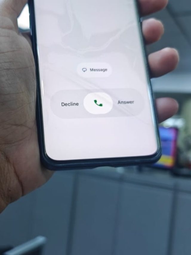 बदल गई लोगों की कॉलिंग स्क्रीन, कैसे कर सकते हैं ठीक
