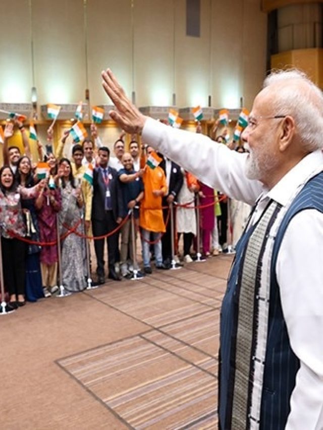 गायत्री मंत्र, भजन, पधारो म्हारे देस की धुन के साथ जापान में पीएम मोदी का स्वागत, Video