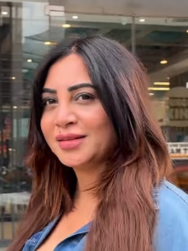 Oops मोमेंट पर ट्रोल हुईं मशहूर एक्ट्रेस, सफाई में बोलीं- ‘अल्लाह कसम मैंने...’