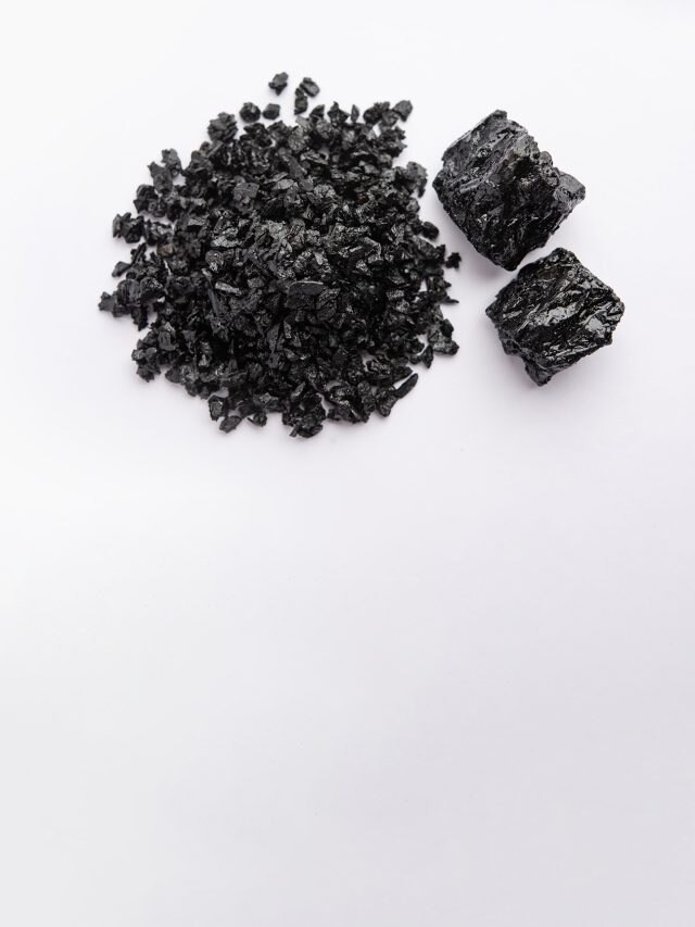 Nature’s Original Supplement?: The truth behind Shilajit’s rise in wellness circles