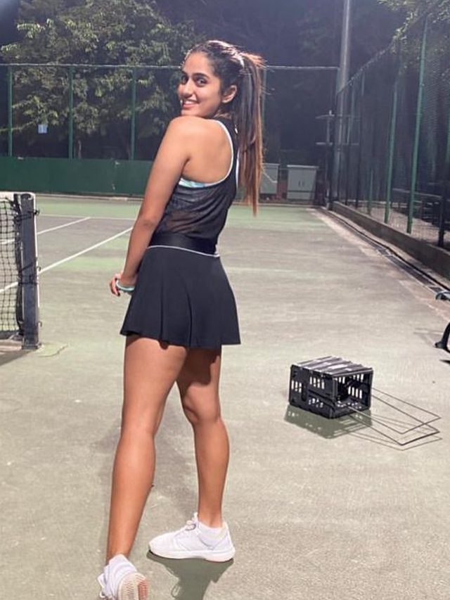 कौन हैं युवराज की सौतेली बहन अमरजोत? इस टूर्नामेंट में दिखाएंगी जलवा, देखें Photos