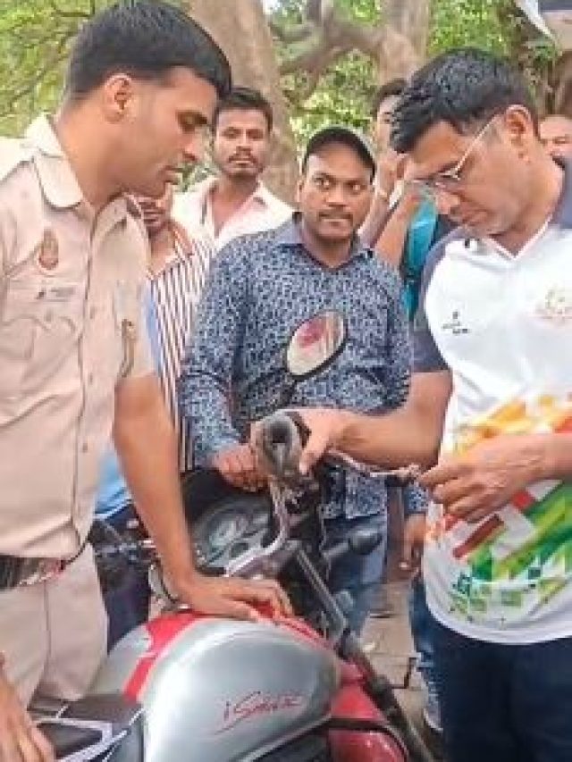 इंसानियत की मिसाल... पेड़ पर फंसा कौआ की फायर ब्रिगेड ने बचाई जान, Video