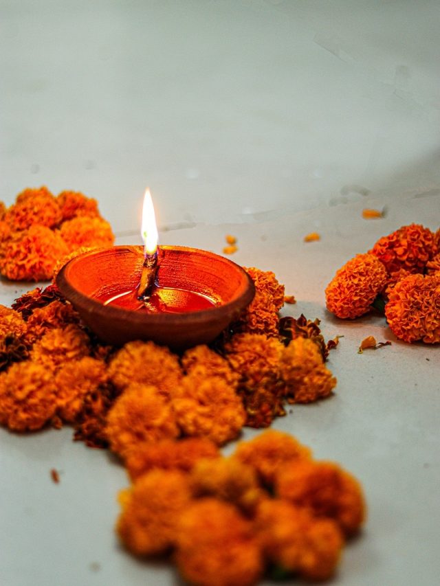 गणेश चतुर्थी की शाम घर की इस दिशा में जलाएं दीपक, मिलेगा बाप्पा का आशीर्वाद