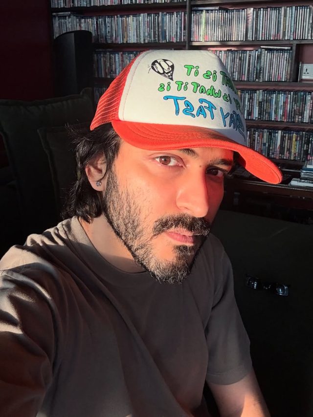 पर्दे से दूर अनिल कपूर के बेटे हर्षवर्धन, खरीदा 5 करोड़ का अपार्टमेंट!