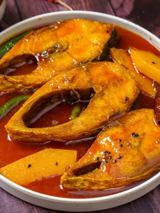 স্বাদ বাড়বে চারগুণ, ইলিশের সঙ্গে কোন সবজিগুলোই রান্না করা যায়?