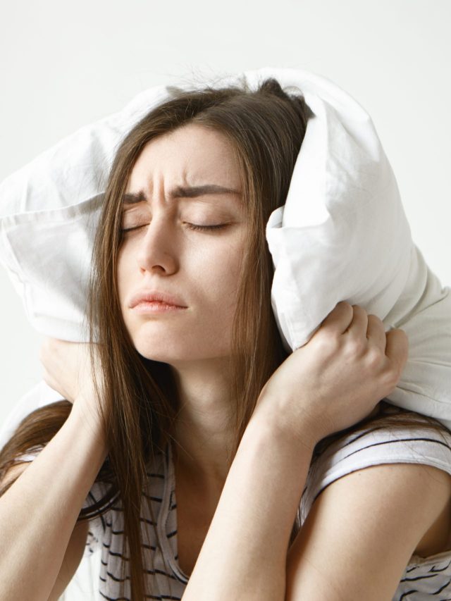 सोने से पहले जरूर खाएं ये फ्रूट्स, आएगी अच्छी और गहरी नींद