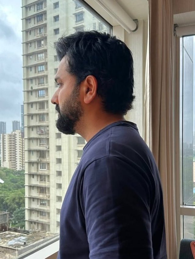 क्रिकेट से दूर ख्यालों में खोए रोहित शर्मा… हिटमैन की ये तस्वीर वायरल