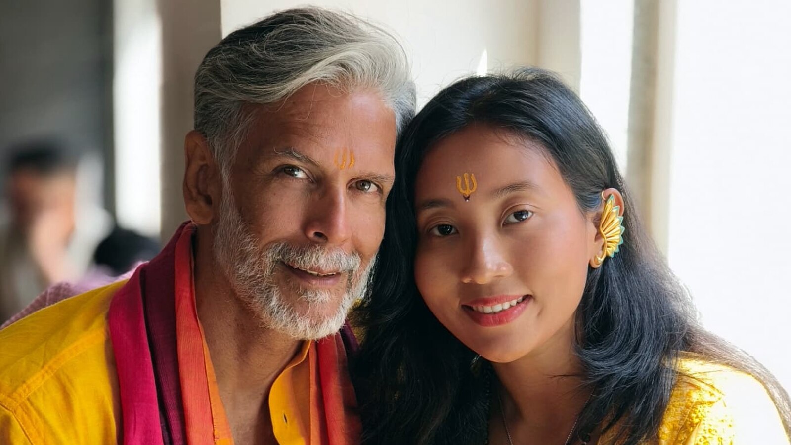 59 का एक्टर, 25 साल छोटी पत्नी पर लुटाया प्यार, बर्थडे पोस्ट में लिखा- तुम्हारे बिना...