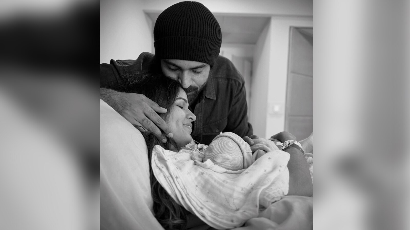 वरुण-लावण्या के घर गूंजी किलकारी, बेटे को दिया जन्म, इमोशनल हुए दादा चिरंजीवी