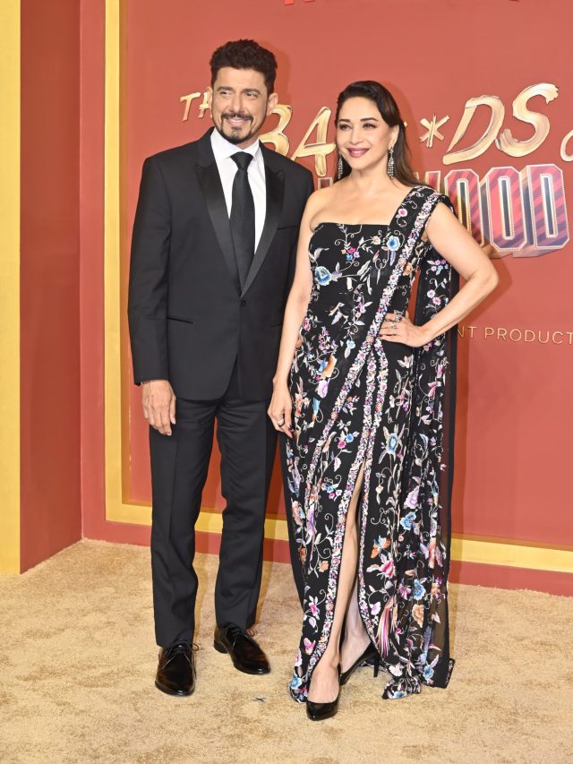 डायरेक्टर बने आर्यन खान, पति संग स्क्रीनिंग में पहुंचीं माधुरी, लूटी लाइमलाइट