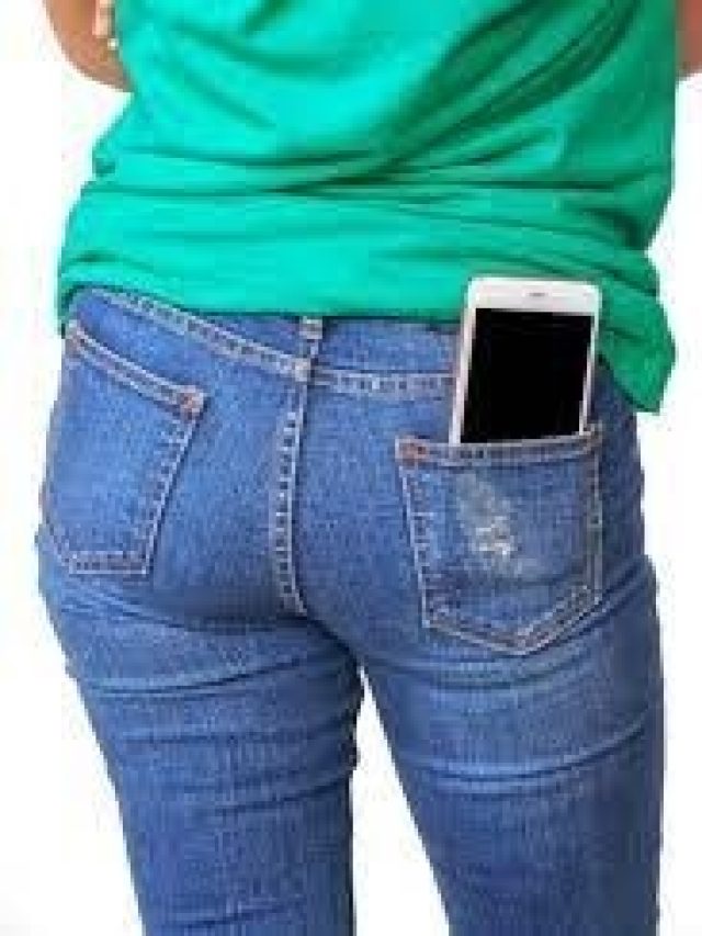 মেয়েদের পোশাকে পকেট ছোট হয় কেন অনেকেই জানে না