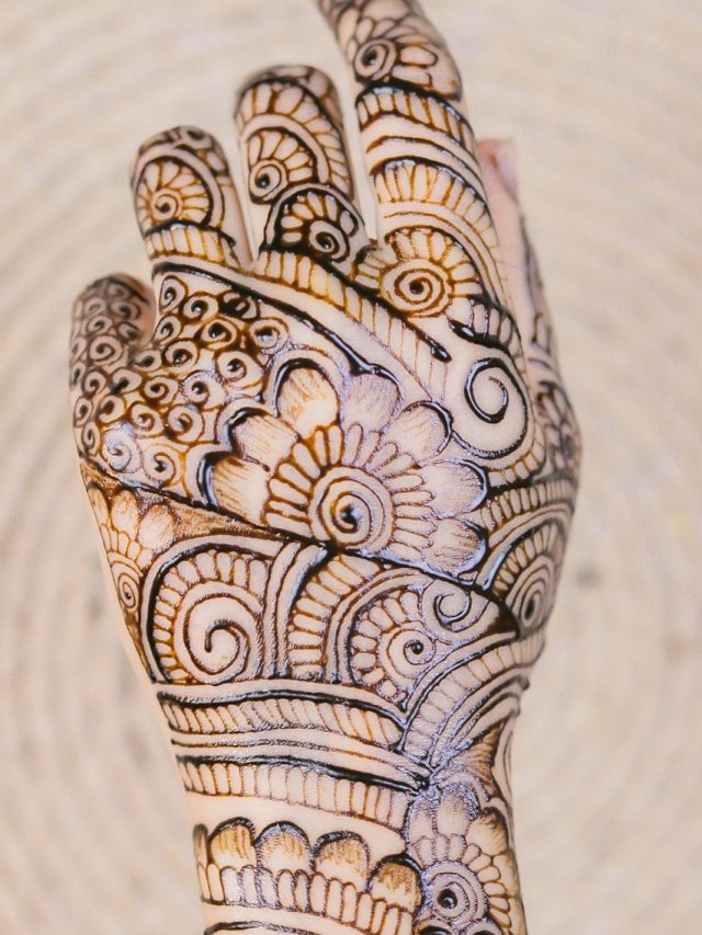 मेहंदी लगानी नहीं आती तो अपनाएं ये 5 ट्रिक्स, बनेगा बढ़िया डिजाइन