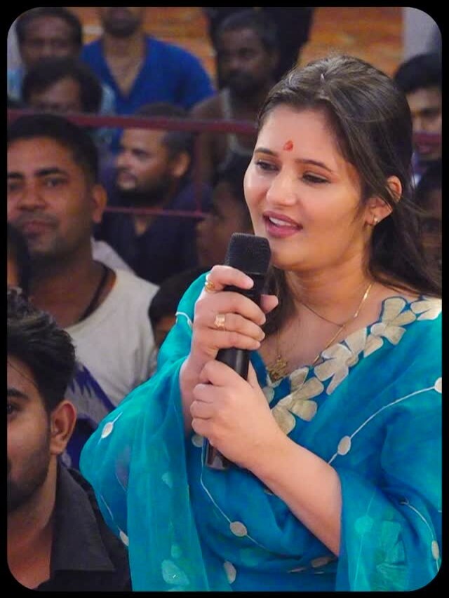 'क्या करूं?' पवन सिंह से परेशान अंजलि ने अनिरुद्धाचार्य से किया सवाल, मिला जवाब- लड़ाई में...