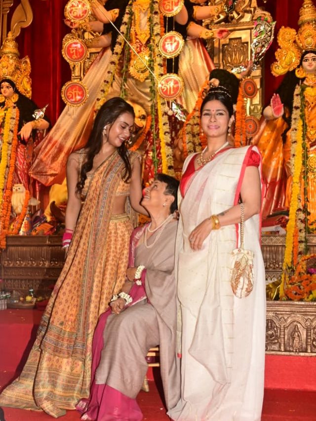 काजोल की बेटी ने नानी तनुजा को लगाया गले, साथ दिए पोज, स्वीट मोमेंट Viral