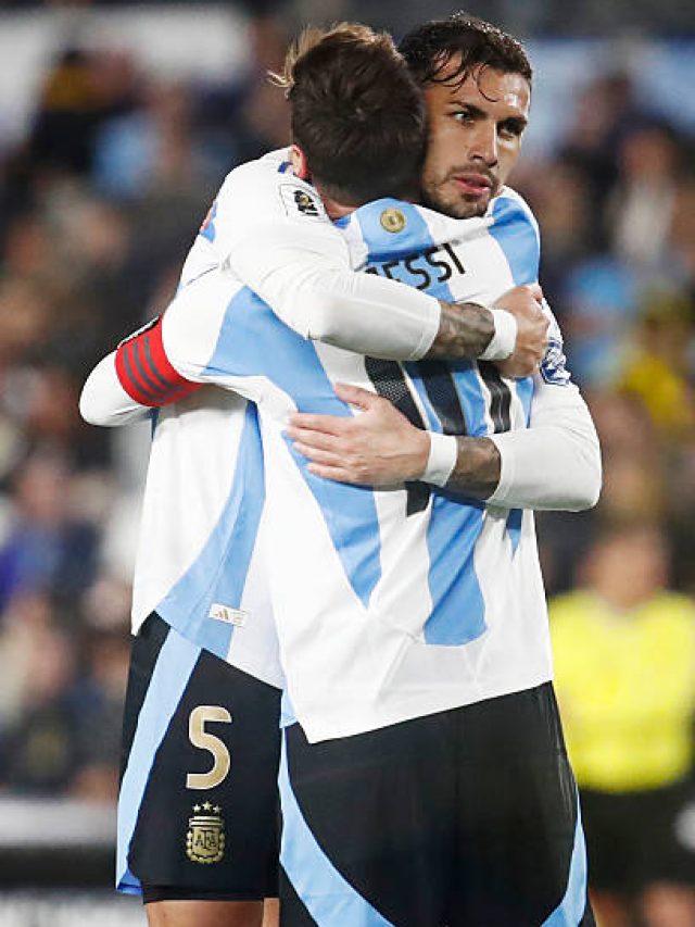 फेयरवेल मैच में रोने लगे मेसी, साथी खिलाड़ी भी हुए इमोशनल, VIDEO