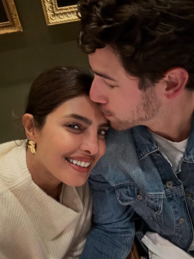 फैम‍िली संग प्र‍ियंका का हैंगआउट, आख‍िरी तस्वीर में दिखा एक्स बॉयफ्रेंड का भाई