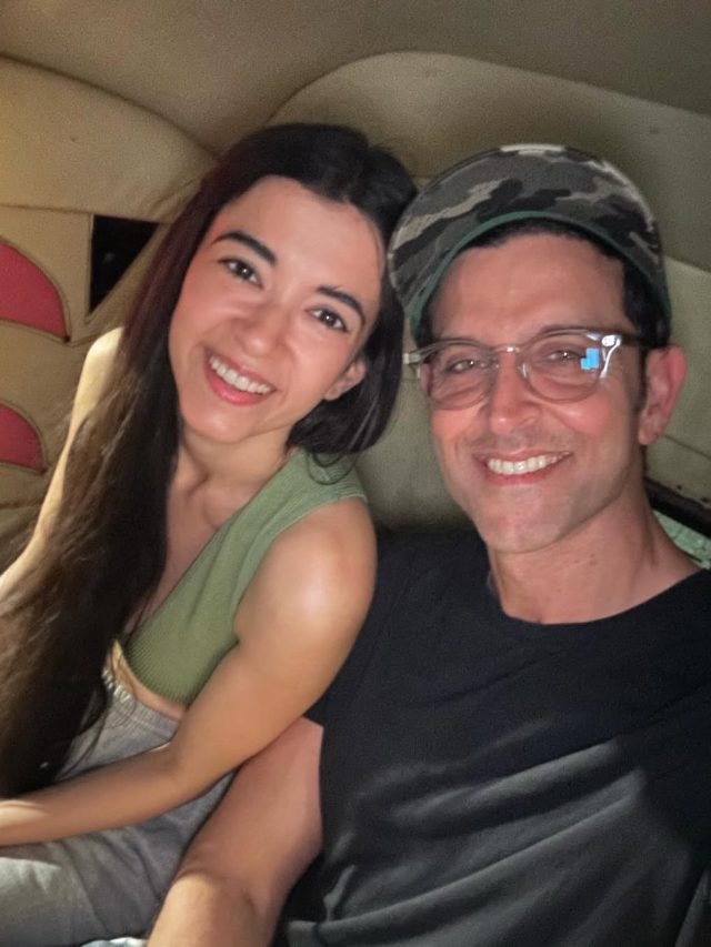 ऋतिक की GF सबा ने Ex बॉयफ्रेंड से नहीं तोड़ा रिश्ता, बोलीं- बुढ़ापे तक साथ रहेंगे