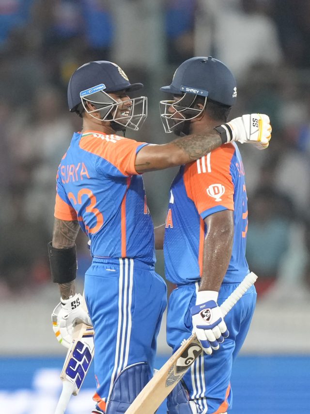 'प्लेइंग 11 मैसेज कर दूंगा', संजू के सवाल पर सूर्या ने लिए रिपोर्टर से मजे, बोले-सर...