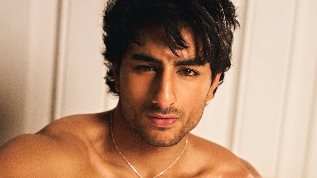 तैमूर-जेह के साथ इब्राहिम की दिवाली, पार्टी में दिखा तीनों भाइयों का मस्ती भरा अंदाज